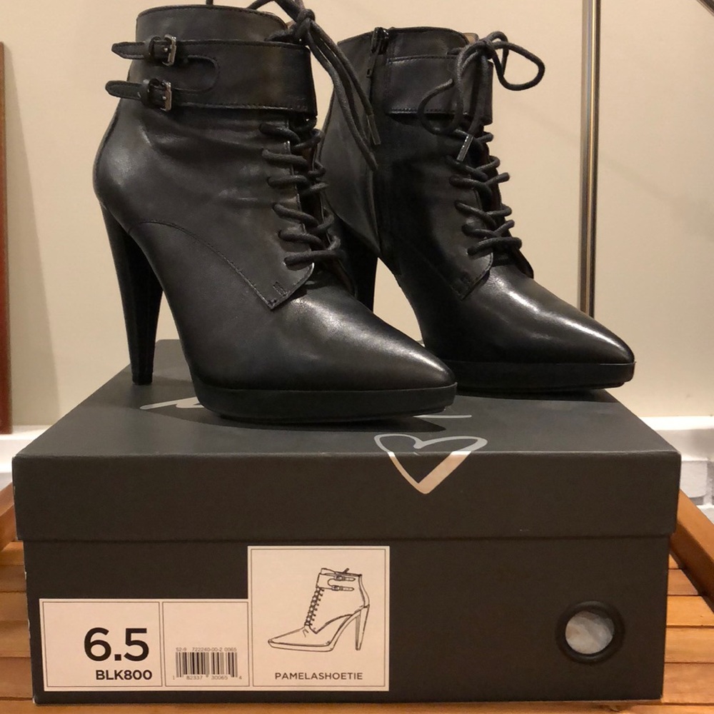 Banana Republic black leather booties